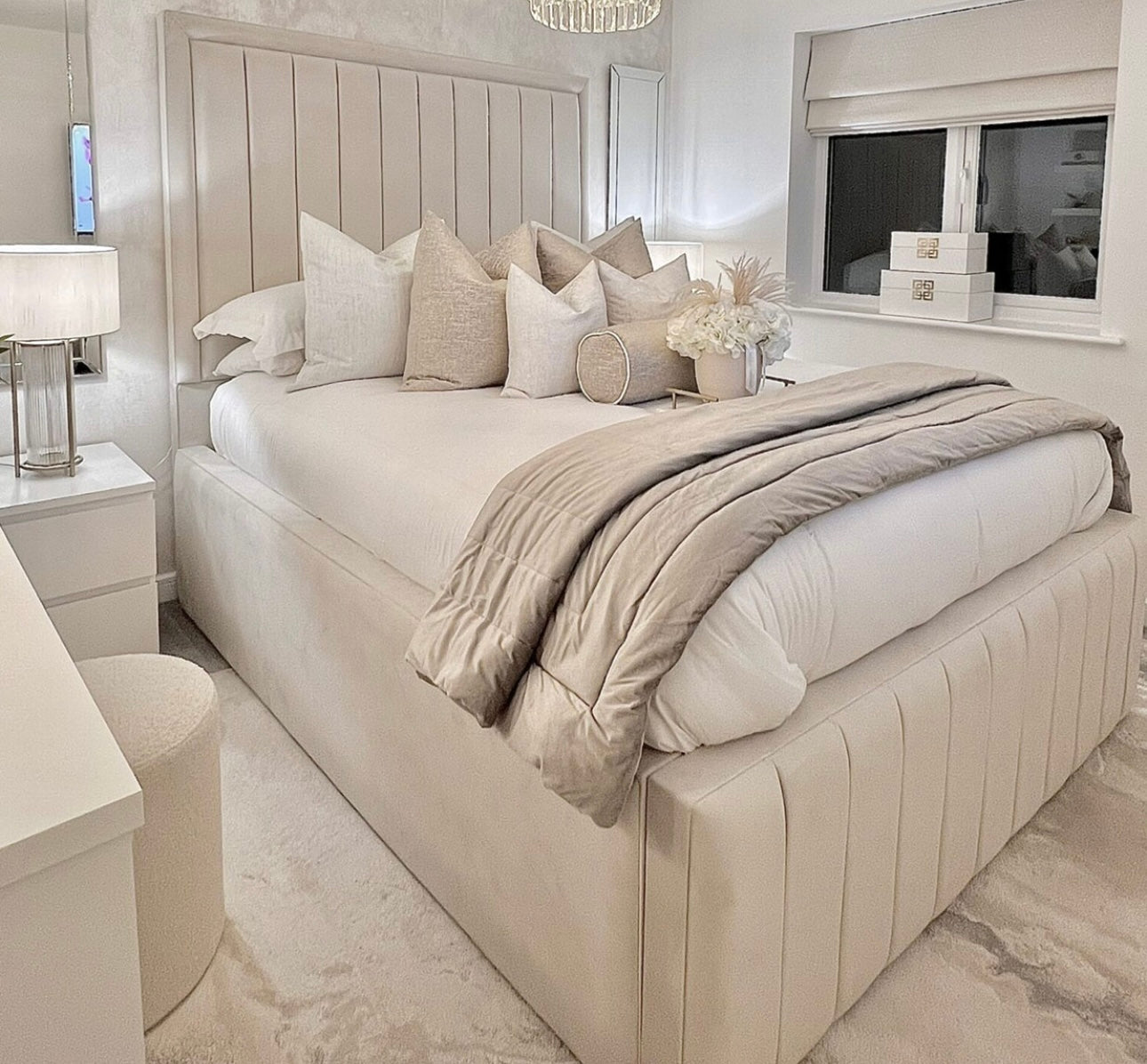 Cairo upholstered bed