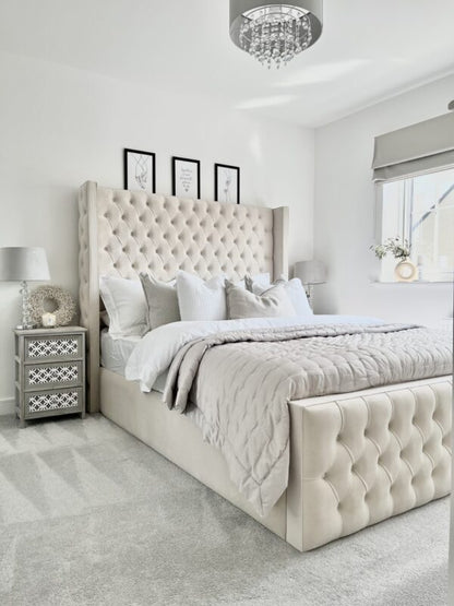 Empress upholstered bed with Gaslift